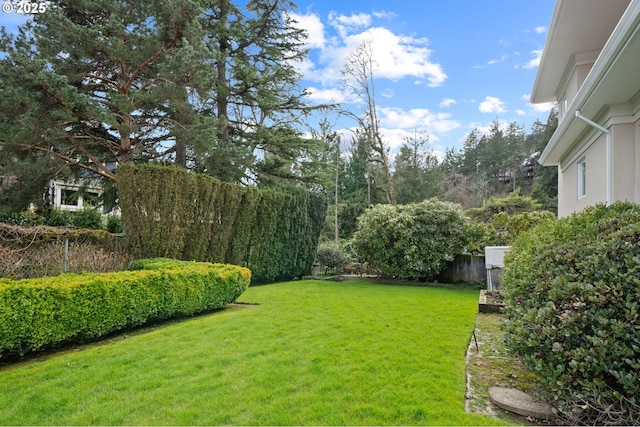 12760 S Fielding Rd, Lake Oswego, OR 97034 - interior space with visible vents, a sink, and finished concrete flooring