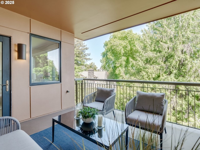 790 NW Westover Sq Unit 8, Portland, OR 97210 - view of balcony