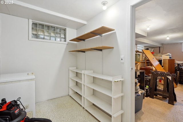 722 E 14th St, The Dalles, OR 97058 - view of spacious closet