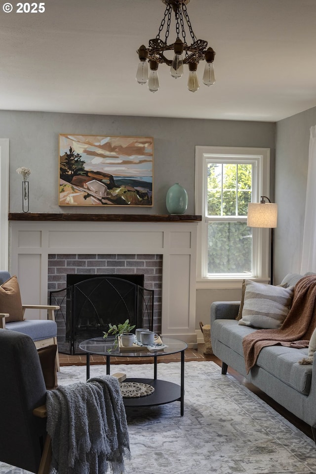 1040 S Park St, Carlton, OR 97111 - living room featuring a fireplace