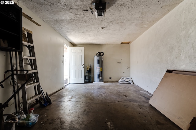 786788 W Quinalt St, Springfield, OR 97477 - garage with water heater