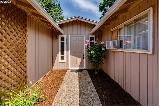 786788 W Quinalt St, Springfield, OR 97477 - entrance to property featuring cooling unit