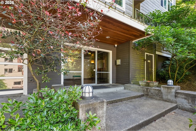 1910 SW 18th Ave Unit 23, Portland, OR 97201 - view of exterior entry featuring covered porch