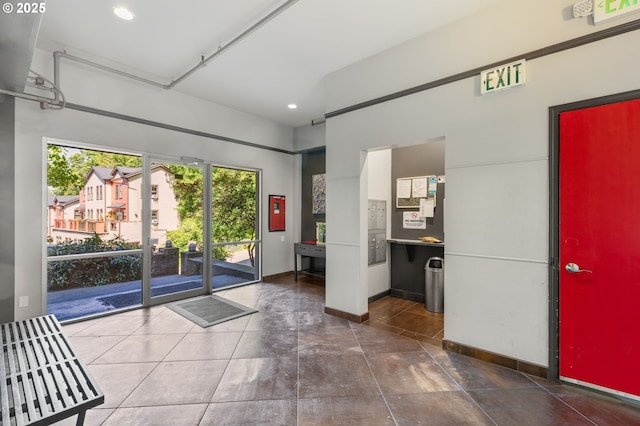 1910 SW 18th Ave Unit 23, Portland, OR 97201 - empty room with recessed lighting and baseboards