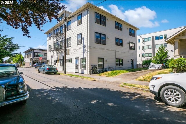 4435 SE Belmont St, Portland, OR 97215 - view of property