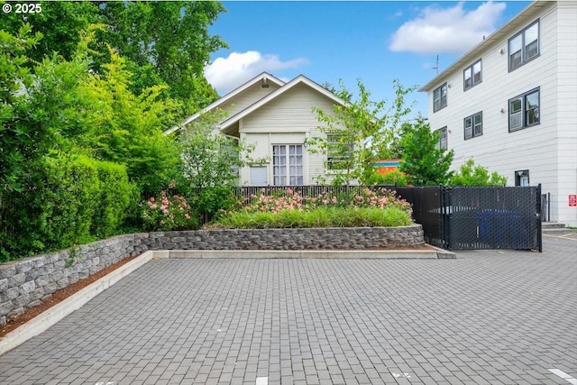 4435 SE Belmont St, Portland, OR 97215 - surrounding community with uncovered parking