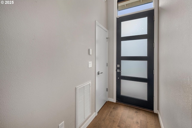 5942 NE 42nd Ave, Portland, OR 97218 - entryway with wood finished floors and baseboards