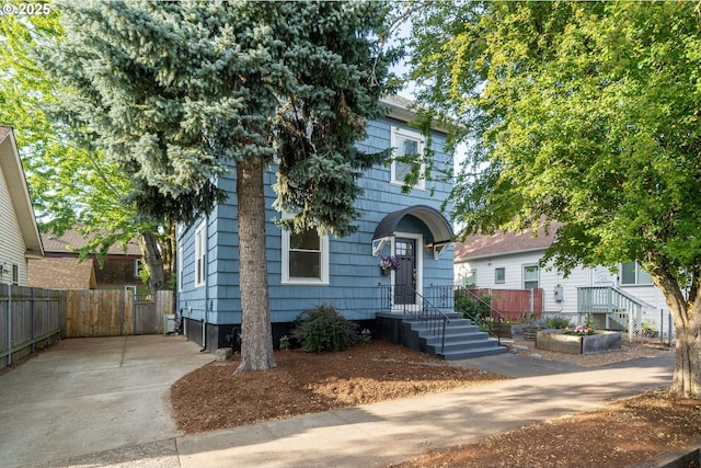 1225 N Emerson St, Portland, OR 97217 - view of front facade