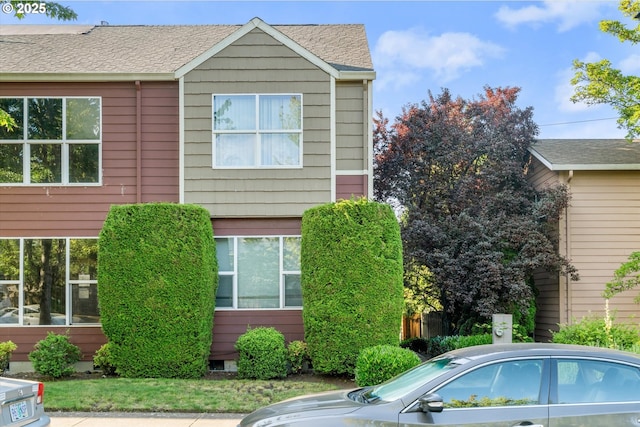 15745 NE Beech St, Portland, OR 97230 - view of front of home featuring roof with shingles