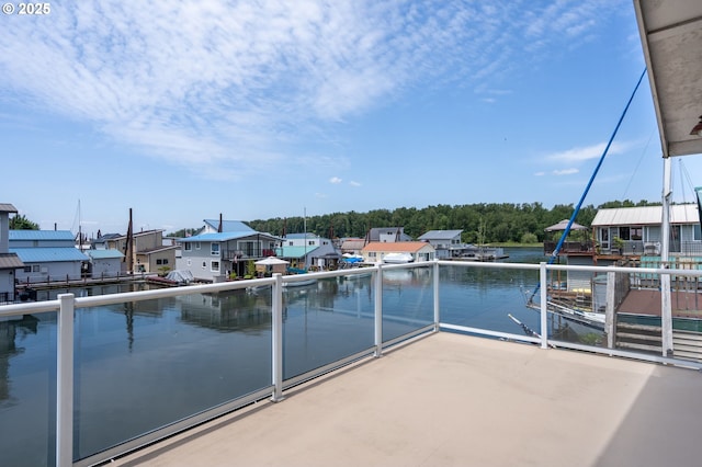 18989 NE Marine Dr Unit 44, Portland, OR 97230 - balcony featuring a residential view and a water view