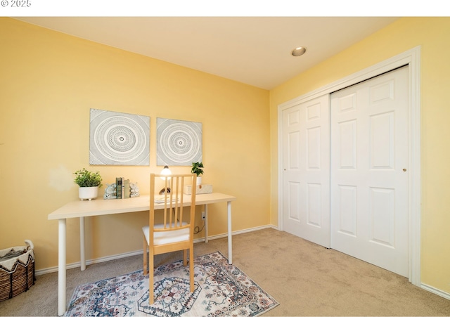 3540 S Corbett Ave, Portland, OR 97239 - carpeted office space with baseboards