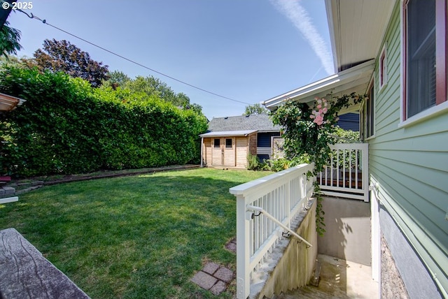6115 SE 19th Ave, Portland, OR 97202 - view of green lawn