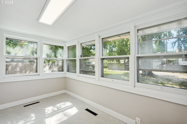 900 H St, The Dalles, OR 97058 - unfurnished sunroom featuring baseboards