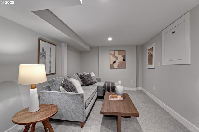 living area featuring recessed lighting, carpet flooring, and baseboards