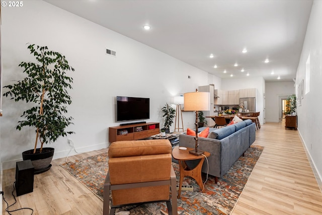 1905 2nd St, Baker City, OR 97814 - living area featuring light wood-type flooring, recessed lighting, and baseboards