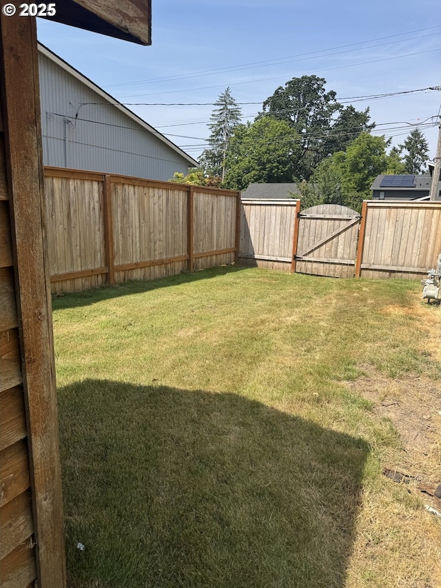 10930 SW 61st Ave, Portland, OR 97219 - fenced backyard with a gate