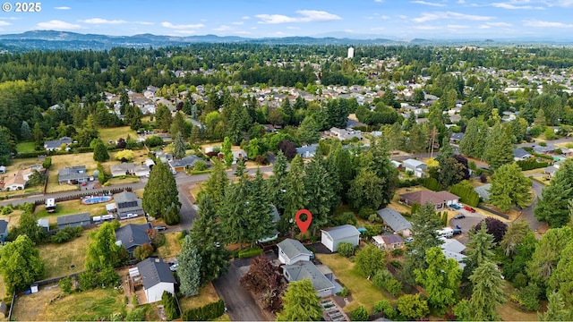 11184 S Allen Ct, Oregon City, OR 97045 - aerial view of property and surrounding area featuring nearby suburban area and mountains