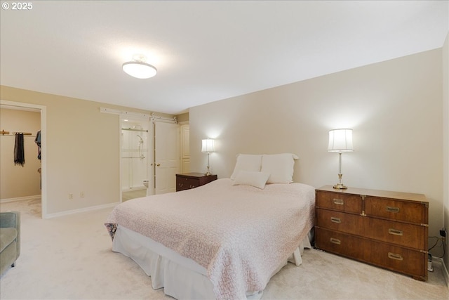 2308 Summit Dr, Lake Oswego, OR 97034 - bedroom featuring light carpet, ensuite bath, and a walk in closet