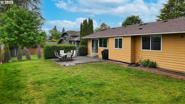 1919 SE 22nd Pl, Renton, WA 98055 - view of yard featuring a patio