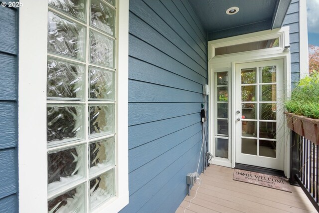 view of property entrance