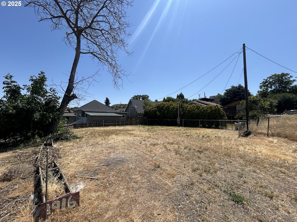 1916 E 9th St, The Dalles, OR 97058