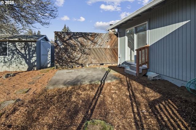 view of yard with a patio