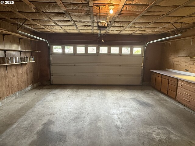 2040 40th St, Florence, OR 97439 - view of garage