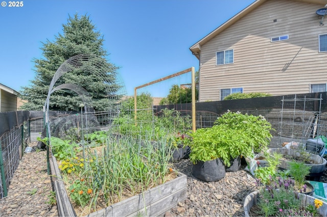 755 NW 23rd St, Pendleton, OR 97801 - view of property exterior with a garden