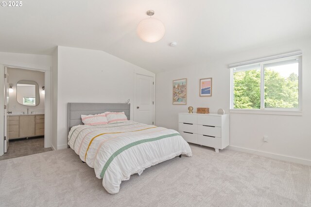 2780 Spring Blvd, Eugene, OR 97403 - bedroom featuring carpet, lofted ceiling, and connected bathroom