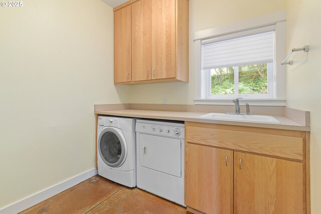 2780 Spring Blvd, Eugene, OR 97403 - laundry room with washing machine and clothes dryer and cabinet space