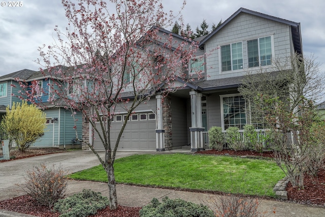 3801 NE 93rd St, Vancouver, WA 98665 - view of front facade featuring a front lawn and driveway