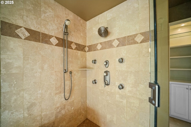 12033 S Shadow Hills Ct, Turner, OR 97392 - full bath featuring a stall shower