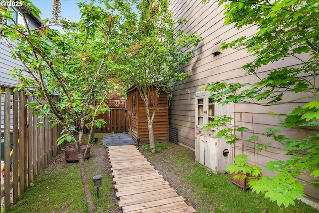 1043 Meek Way W, Linn, OR 97068 - view of yard with fence