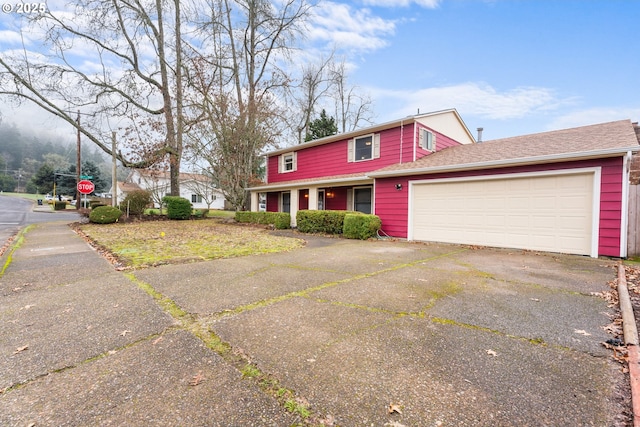 view of front facade with a garage