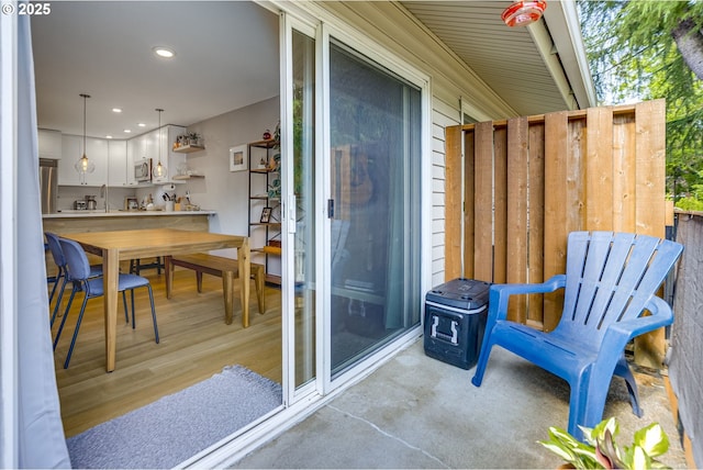 6825 SW Capitol Hill Rd Unit 27, Portland, OR 97219 - view of patio