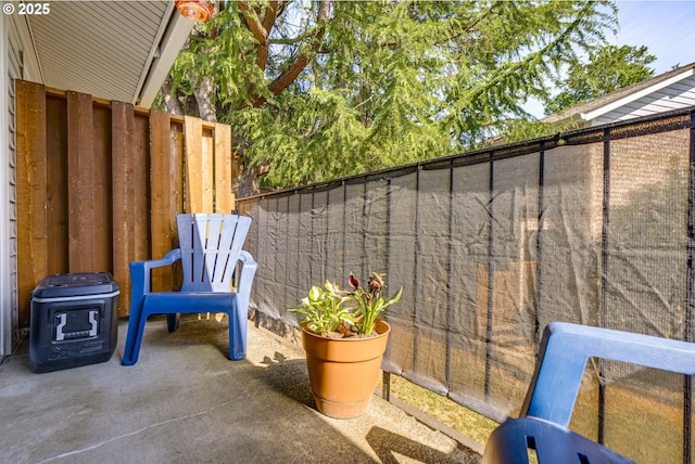 6825 SW Capitol Hill Rd Unit 27, Portland, OR 97219 - view of patio