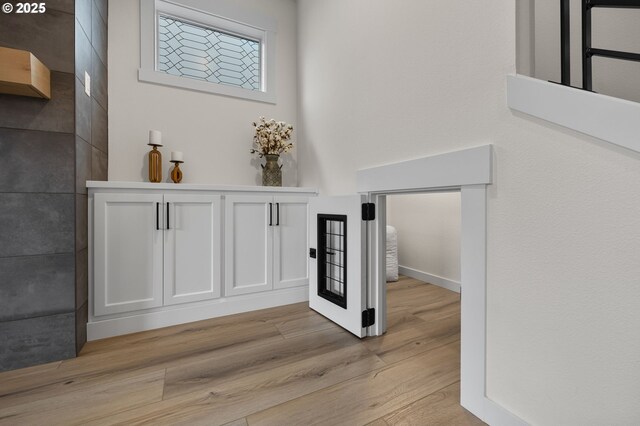 3838 SE 7th Ave, Battle Ground, WA 98604 - foyer entrance featuring light wood-style flooring