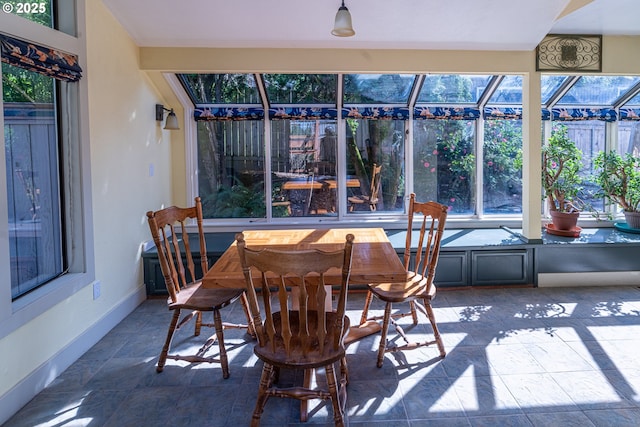 sunroom with baseboards