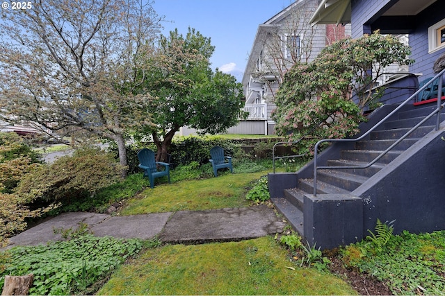 1219 Jerome Ave, Astoria, OR 97103 - view of yard featuring stairway