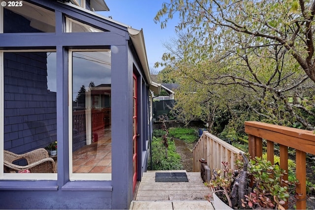 1219 Jerome Ave, Astoria, OR 97103 - view of wooden terrace