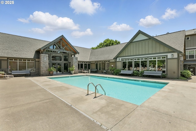 672 NE Newstead Ln, Hillsboro, OR 97006 - community pool featuring a patio