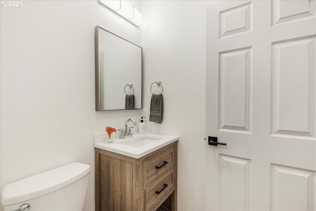 7143 SW Sagert St Unit 106, Tualatin, OR 97062 - bathroom with backsplash, toilet, vanity, shower / bath combo, and wood finished floors