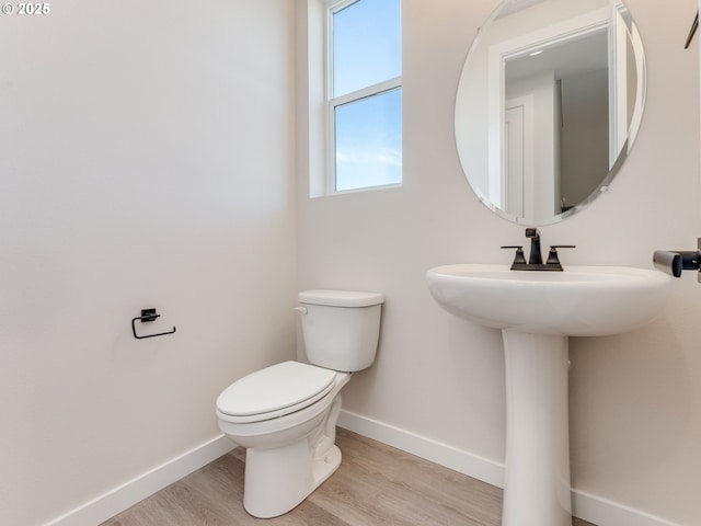 736 NW 178th Way, Ridgefield, WA 98642 - bathroom with baseboards and wood finished floors