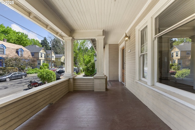 1904 SE Alder St, Portland, OR 97214 - porch with a residential view
