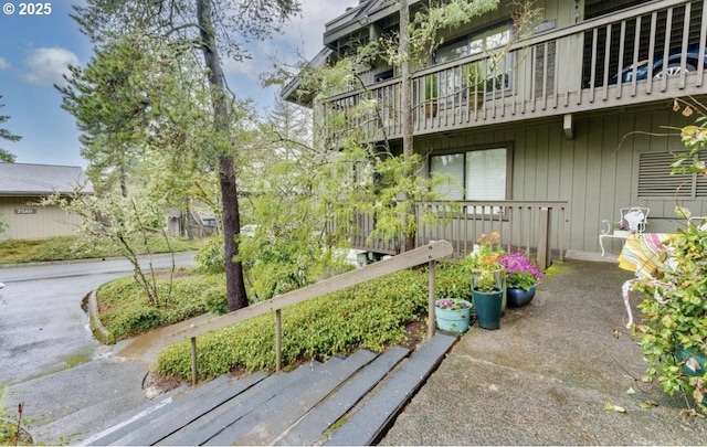 7522 SW Barnes Rd Unit H, Portland, OR 97225 - view of patio / terrace featuring a balcony