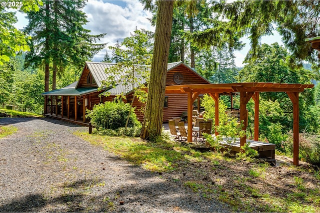 86561 R R Baker Rd, Springfield, OR 97478 - log-style house featuring metal roof