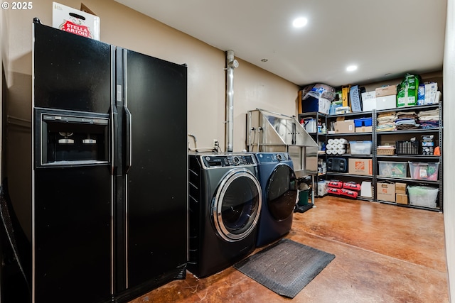 86561 R R Baker Rd, Springfield, OR 97478 - washroom with washer and clothes dryer and recessed lighting