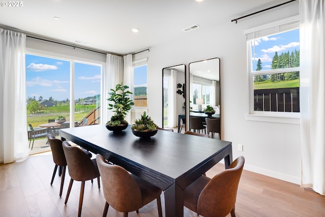5591 N 87th Ave, Camas, WA 98607 - dining room with recessed lighting and light wood finished floors