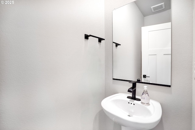 5591 N 87th Ave, Camas, WA 98607 - bathroom featuring a sink