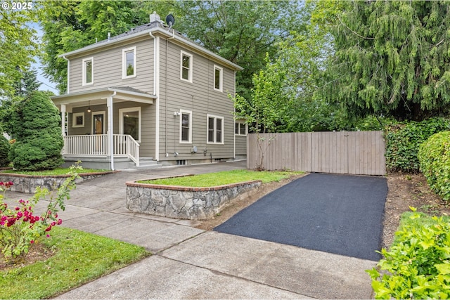 9605 N Hodge Ave, Portland, OR 97203 - traditional style home with covered porch and asphalt driveway